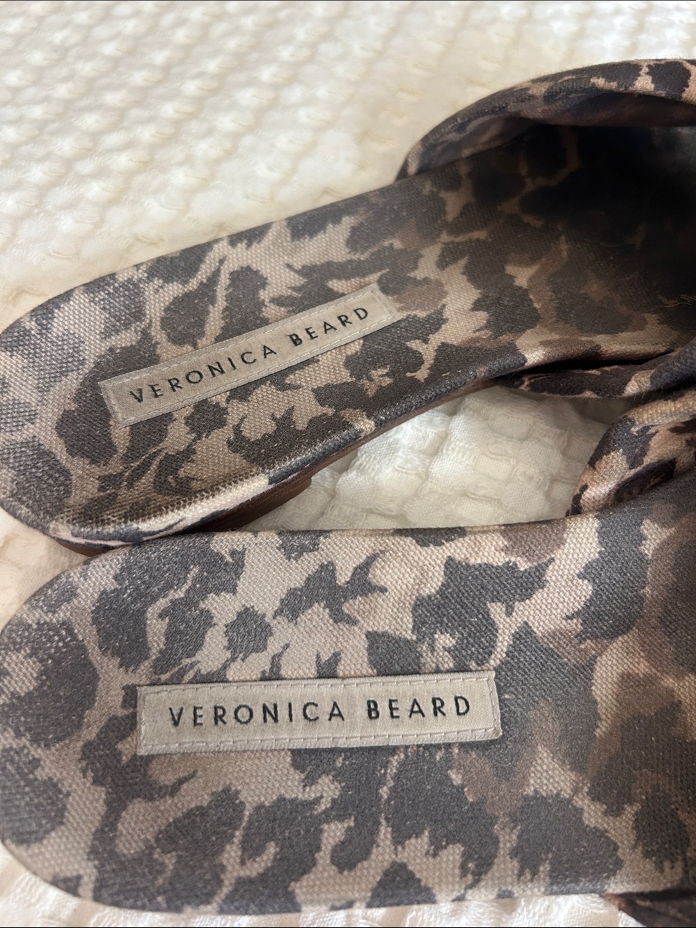 Veronica Beard Etra Knot Leopard-Print Canvas Slide 6 - Picture 4 of 9